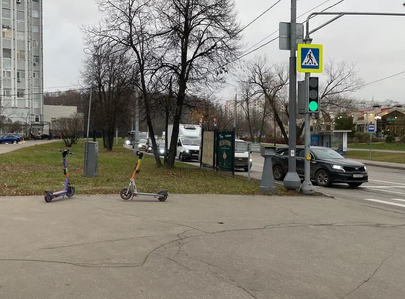 Фотография рекламного носителя, тип: Афиша 1.75x1.8, адрес: Уральская ул., д.19, стенд 2, Москва, Россия. Сторона B №1383536