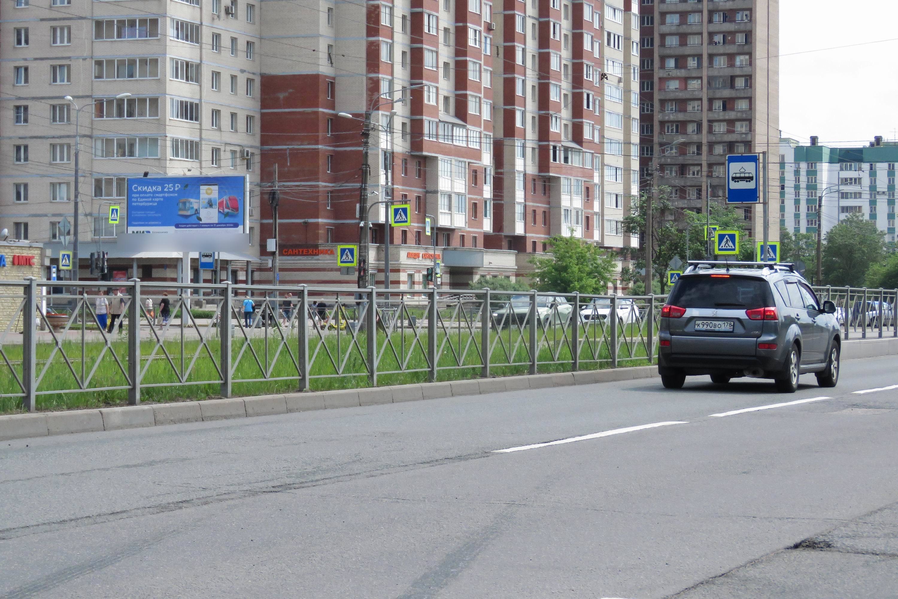 Фотография рекламного носителя, тип: Билборд 3x6, адрес: Бухарестская ул., д.144 Х Олеко Дундича ул., Санкт-Петербург, Россия. Сторона Б1 №703231