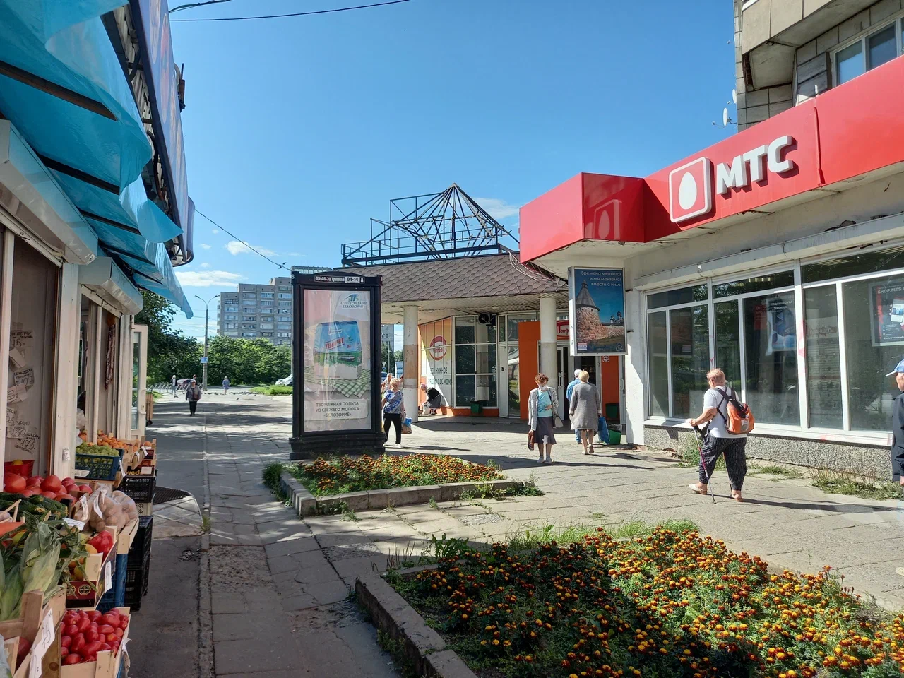 Фотография рекламного носителя, тип: Пиллар 3x1.4, адрес: Воскресеснкая ул., д.95, Архангельск, Архангельская область, Россия. Сторона A №1428017