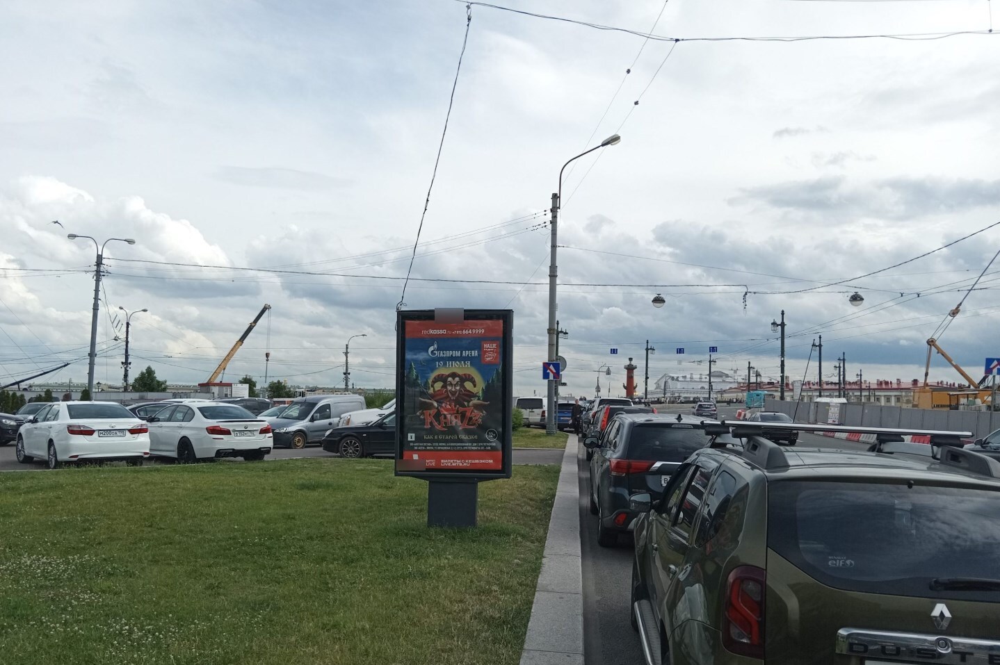 Фотография рекламного носителя, тип: Ситиформат 1.8x1.2, адрес: Мытнинская наб., Биржевой мост, Санкт-Петербург, Россия. Сторона А1-А4 №108587