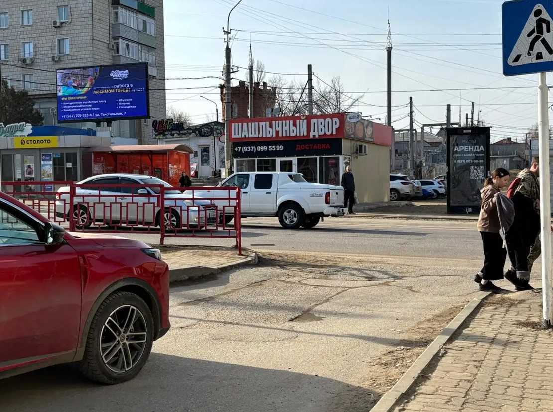 Фотография рекламного носителя, тип: Билборд 3x6, адрес: Пролетарская ул., д.82, Камышин, Волгоградская область, Россия. Сторона А1-А10 №478729