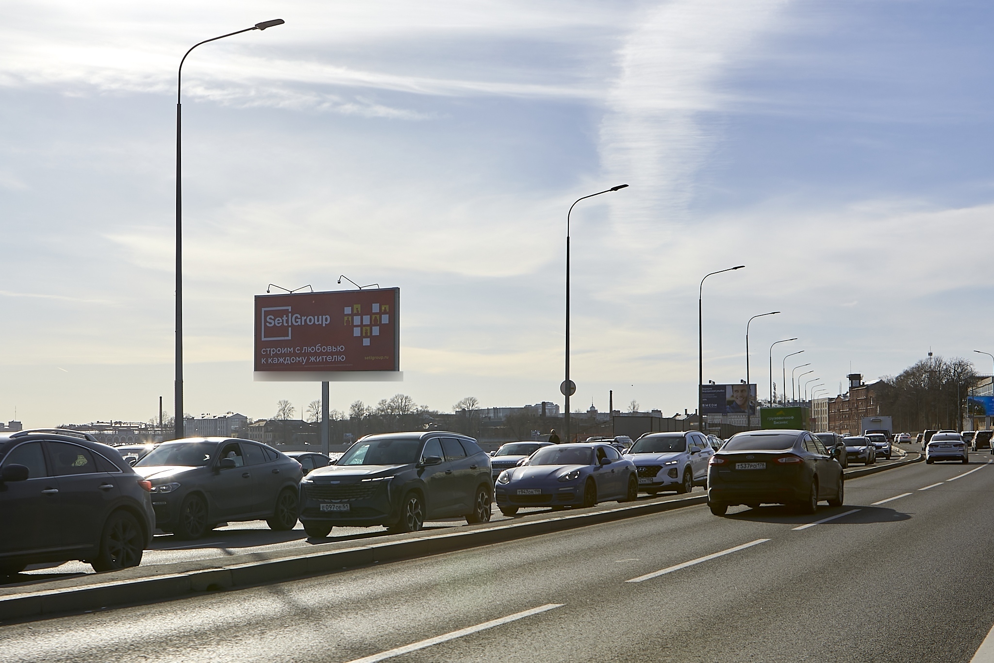 Фотография рекламного носителя, тип: Билборд 3x6, адрес: Свердловская наб., д.34 Х Феодосийская ул., Санкт-Петербург, Россия. Сторона Б №120884