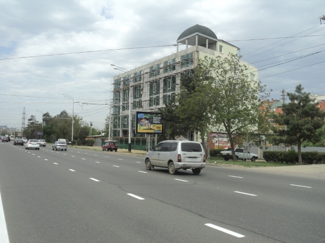 Фотография рекламного носителя, тип: Ситиборд 2.7x3.7, адрес: Мачуги ул., д.43А, Краснодар, Краснодарский край, Россия. Сторона А №235206