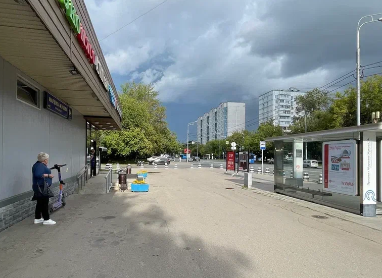 Фотография рекламного носителя, тип: Афиша 1.75x1.8, адрес: Маршала Жукова пр-т., д.14, стенд 2, Москва, Россия. Сторона B №619200