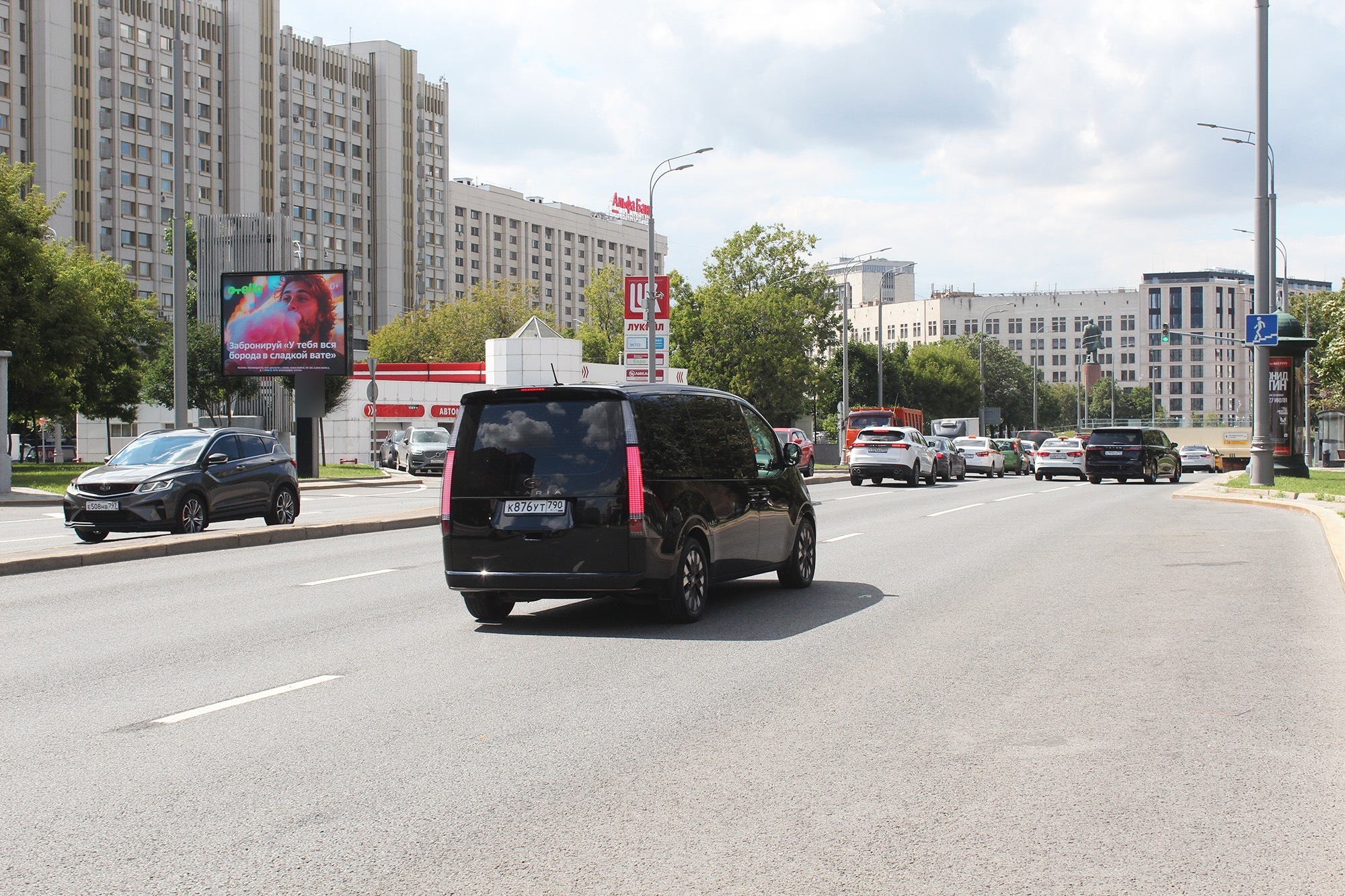 Фотография рекламного носителя, тип: Ситиборд 2.7x3.7, адрес: Коровий Вал ул., д.9Б, Москва, Россия. Сторона Б1 №567704