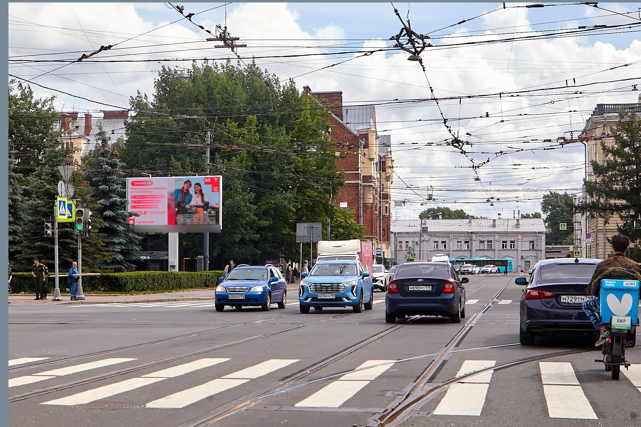 Фотография рекламного носителя, тип: Билборд 3x6, адрес: Боткинская ул. Х Академика Лебедева ул., Санкт-Петербург, Россия. Сторона Б №105989