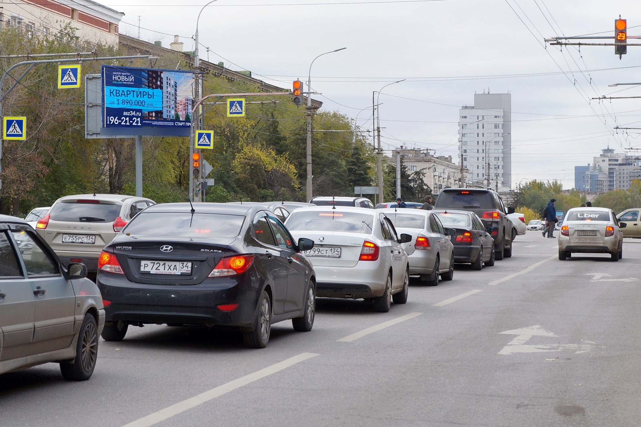 Фотография рекламного носителя, тип: Билборд 3x6, адрес: Ленина пр-т. Х Пражская ул., Волгоград, Волгоградская область, Россия. Сторона Б №337811