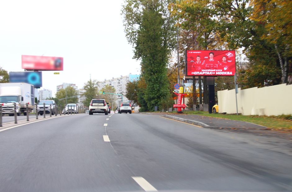 Фотография рекламного носителя, тип: Билборд 3x6, адрес: Можайское ш., 22 500м, Московская область, Россия. Сторона А1 №805093