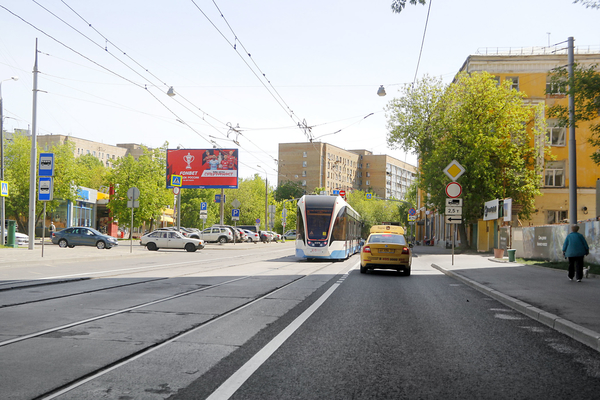 Фотография рекламного носителя, тип: Билборд 3x6, адрес: Краснобогатырская ул., д.31, Москва, Россия. Сторона Б1 №101356