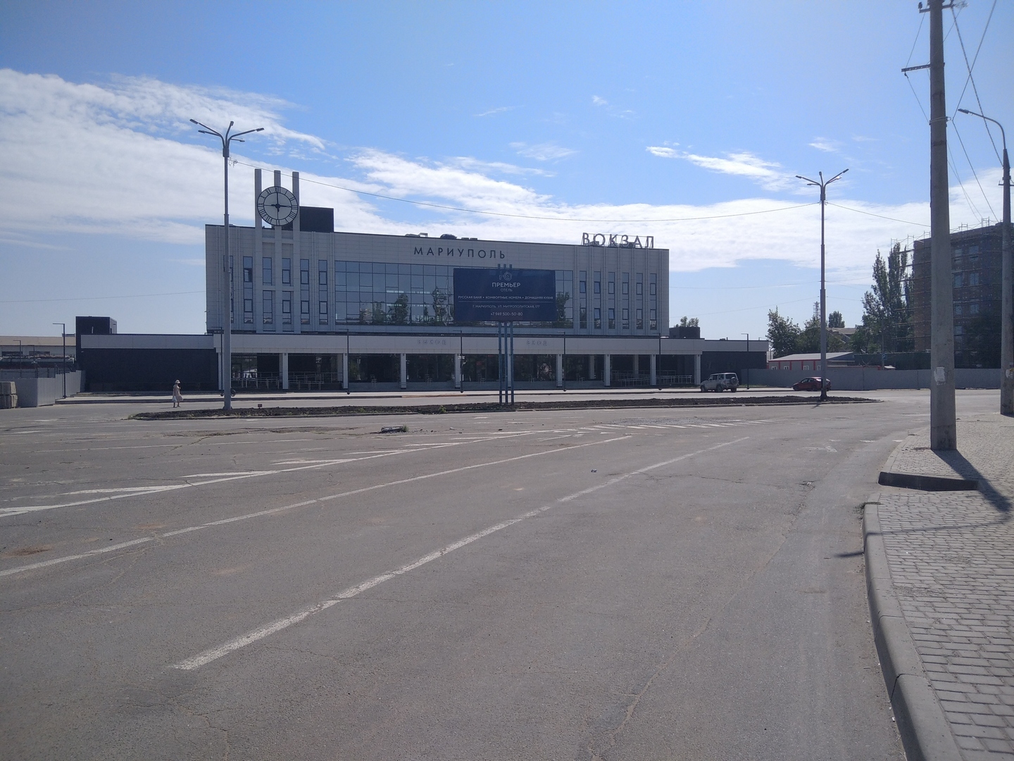 Фотография рекламного носителя, тип: Билборд 3x6, адрес: Вокзальная ул. Х Линника ул., поз.2, Мариуполь, Донецкая область, Россия. Сторона А №1348465