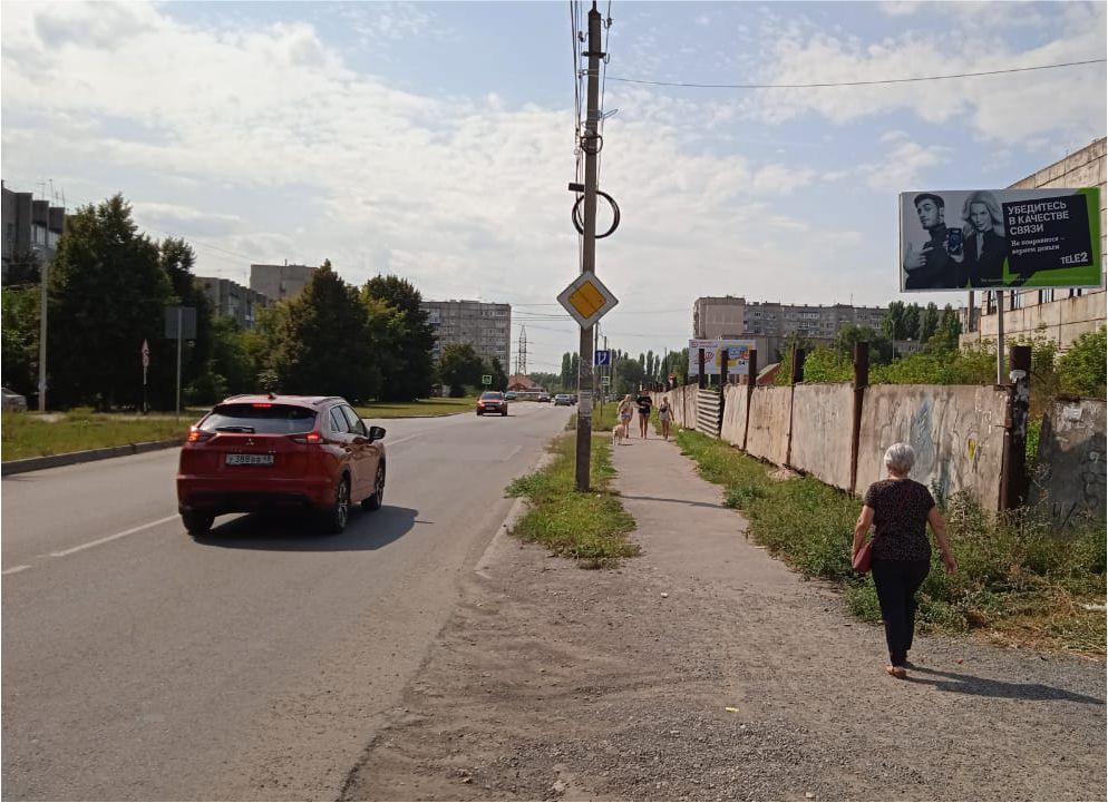 Фотография рекламного носителя, тип: Билборд 3x6, адрес: Радиотехническая ул., д.1а, поз.2, Елец, Липецкая область, Россия. Сторона A №999213