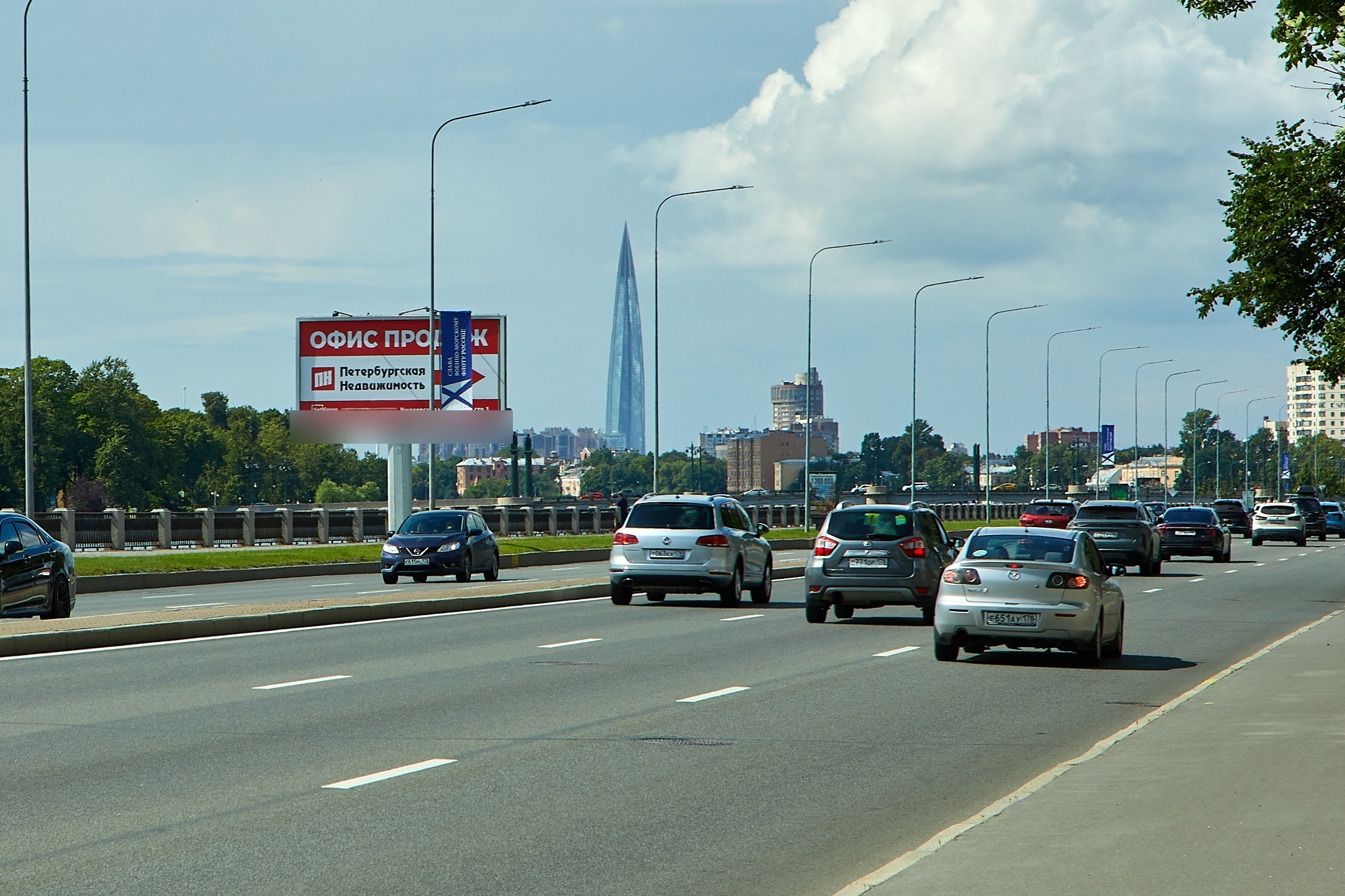 Фотография рекламного носителя, тип: Билборд 3x6, адрес: Ушаковская наб., д.5, Санкт-Петербург, Россия. Сторона Б №687327
