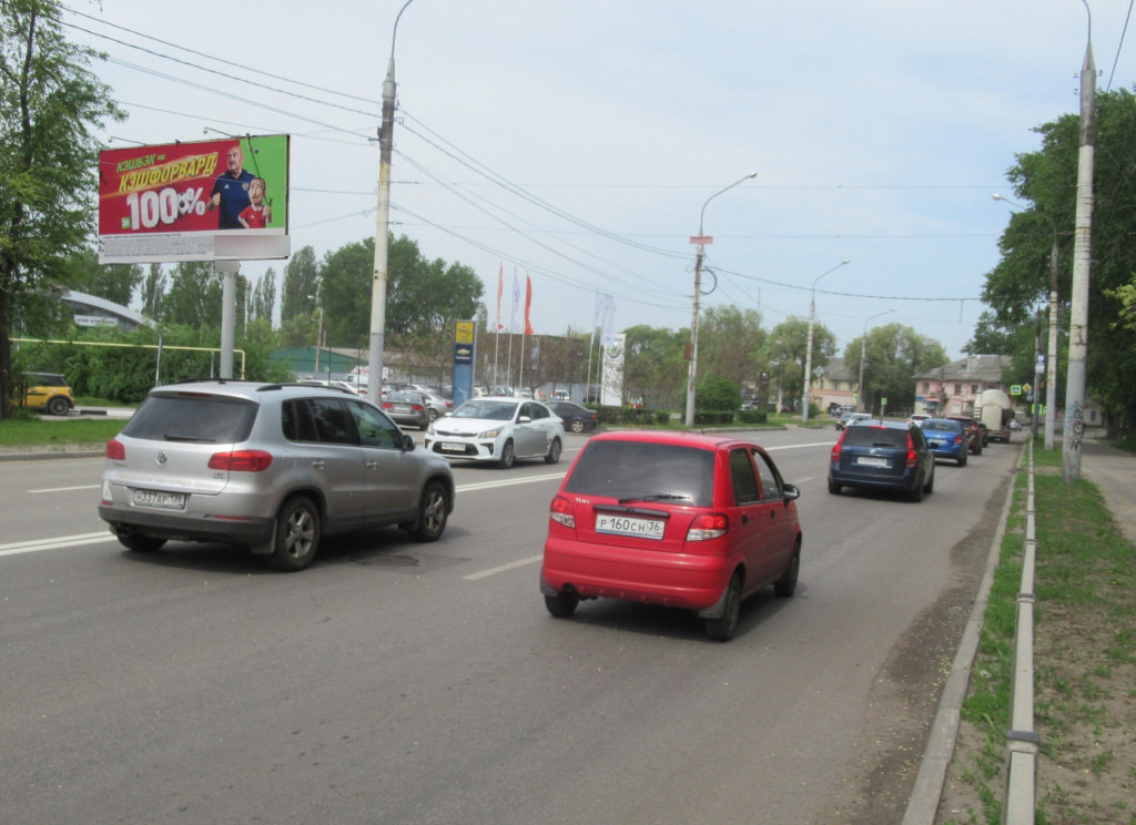 Фотография рекламного носителя, тип: Билборд 3x6, адрес: Космонавтов ул., заезд на территорию АЗС "Роснефть", Воронеж, Воронежская область, Россия. Сторона Б №111832