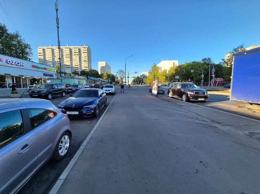 Фотография рекламного носителя, тип: Афиша 1.75x1.8, адрес: Чертановская ул., д.32, стенд 1, Москва, Россия. Сторона B №866655