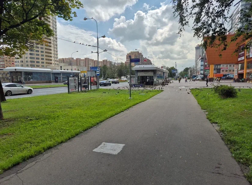 Фотография рекламного носителя, тип: Афиша 1.75x1.8, адрес: Профсоюзная ул., д.54, стенд 1, Москва, Россия. Сторона B №865969