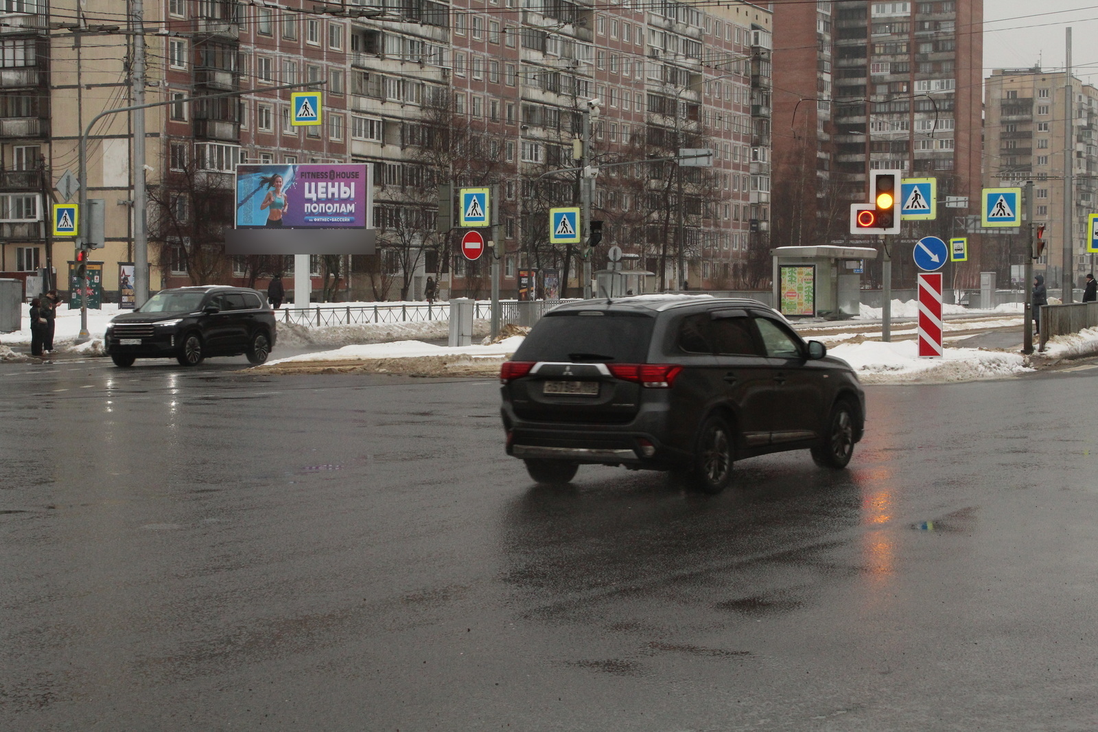 Фотография рекламного носителя, тип: Билборд 3x6, адрес: Наставников пр-т. X Хасанская ул., д.14, корп.1, Санкт-Петербург, Россия. Сторона Б №120097