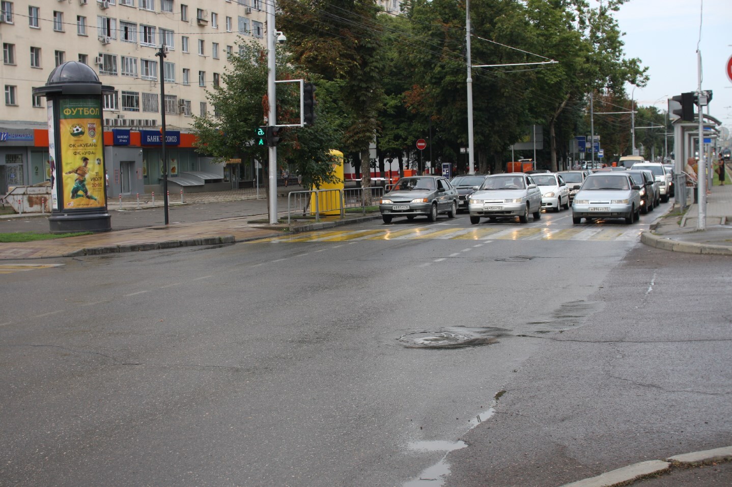 Фотография рекламного носителя, тип: Пиллар 3x1.4, адрес: Ставропольская ул., д.184, Краснодар, Краснодарский край, Россия. Сторона Б №1337587