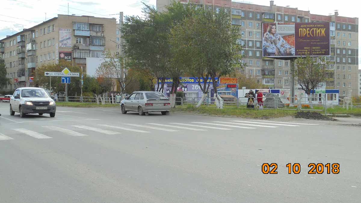 Фотография рекламного носителя, тип: Билборд 3x6, адрес: 8 Марта ул. Х Степана Разина ул., Миасс, Челябинская область, Россия. Сторона A №200062