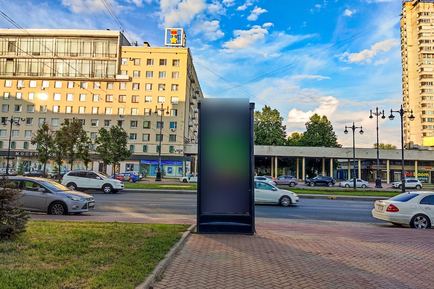 Фотография рекламного носителя, тип: Пиллар 3x1.4, адрес: Московский пр-т., д.205, поз.4, Санкт-Петербург, Россия. Сторона С №542131