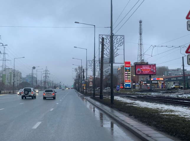 Фотография рекламного носителя, тип: Нестандартный билборд, адрес: Ново-Садовая ул., д.325б Х Ново-Вокзальная ул., Самара, Самарская область, Россия. Сторона А1-А10 №1334269