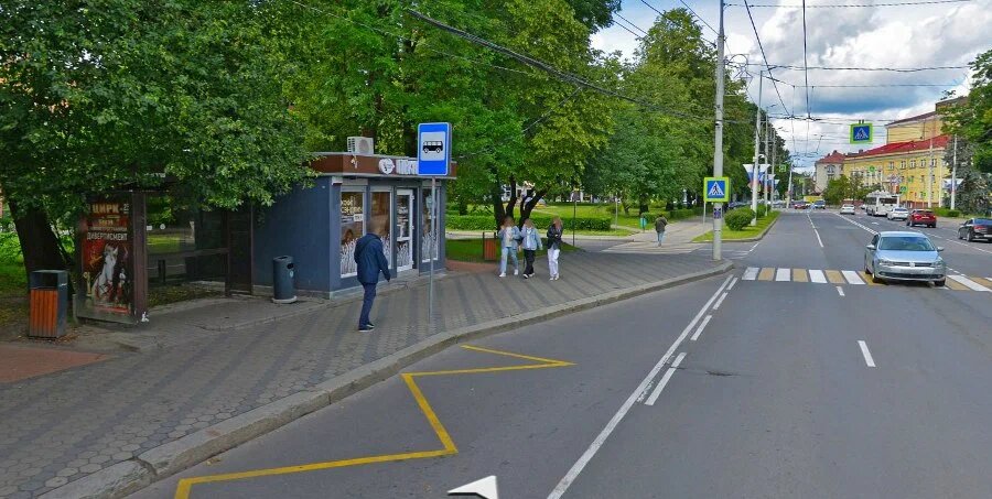 Фотография рекламного носителя, тип: Остановка 1.8x1.2, адрес: Александра Невского ул., ост. БФМУ им Канта, Калининград, Калининградская область, Россия. Сторона Б №1326153