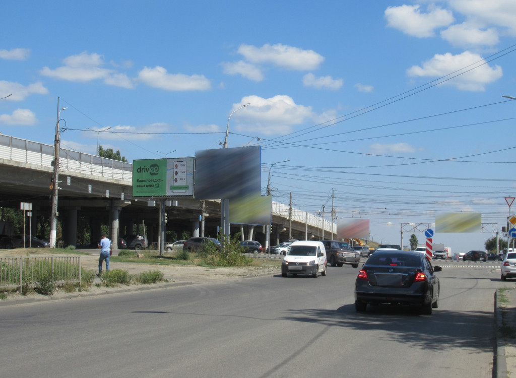 Фотография рекламного носителя, тип: Билборд 3x6, адрес: Жукова пр-т. Х Землячки ул., Волгоград, Волгоградская область, Россия. Сторона Б №111289