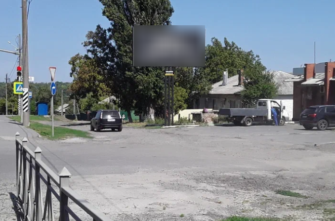Фотография рекламного носителя, тип: Билборд 3x6, адрес: Демократической ул., д. 27 Х 10-я Шахтерская ул., Новошахтинск, Ростовская область, Россия. Сторона А №1332573