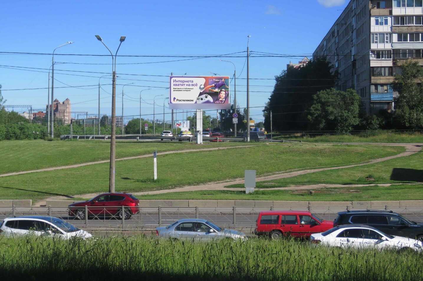 Фотография рекламного носителя, тип: Билборд 3x6, адрес: Белградская ул., д.32, Санкт-Петербург, Россия. Сторона Б №105718