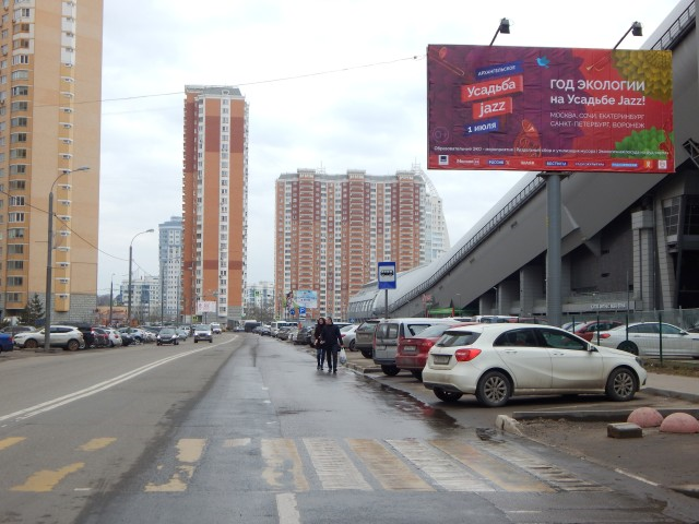 Фотография рекламного носителя, тип: Билборд 3x6, адрес: Красногорский б-р., 300м от Волоколамского ш., Красногорск, Московская область, Россия. Сторона A №162216