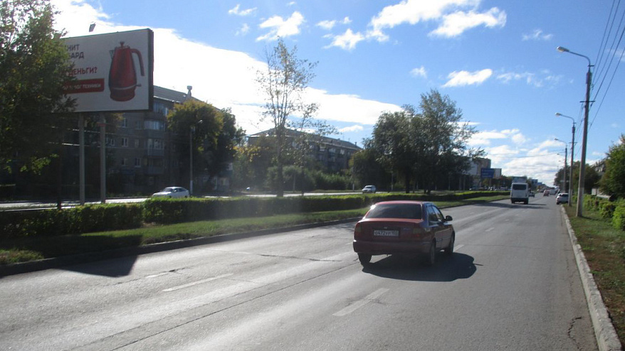 Фотография рекламного носителя, тип: Билборд 3x6, адрес: Советская ул. Х Дружбы ул., Магнитогорск, Челябинская область, Россия. Сторона A1 №200443