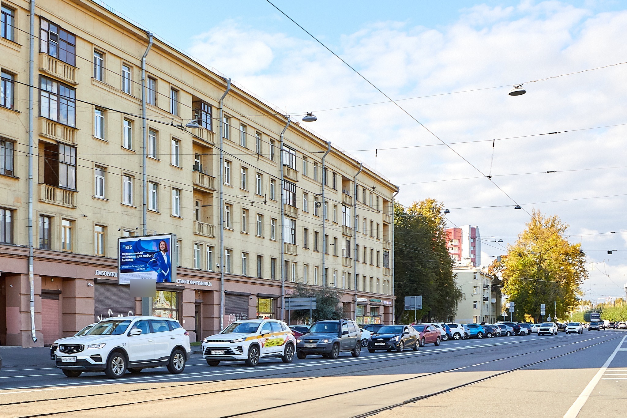 Фотография рекламного носителя, тип: Ситиборд 2.7x3.7, адрес: Лесной пр-т., д.32, Санкт-Петербург, Россия. Сторона Б №638965