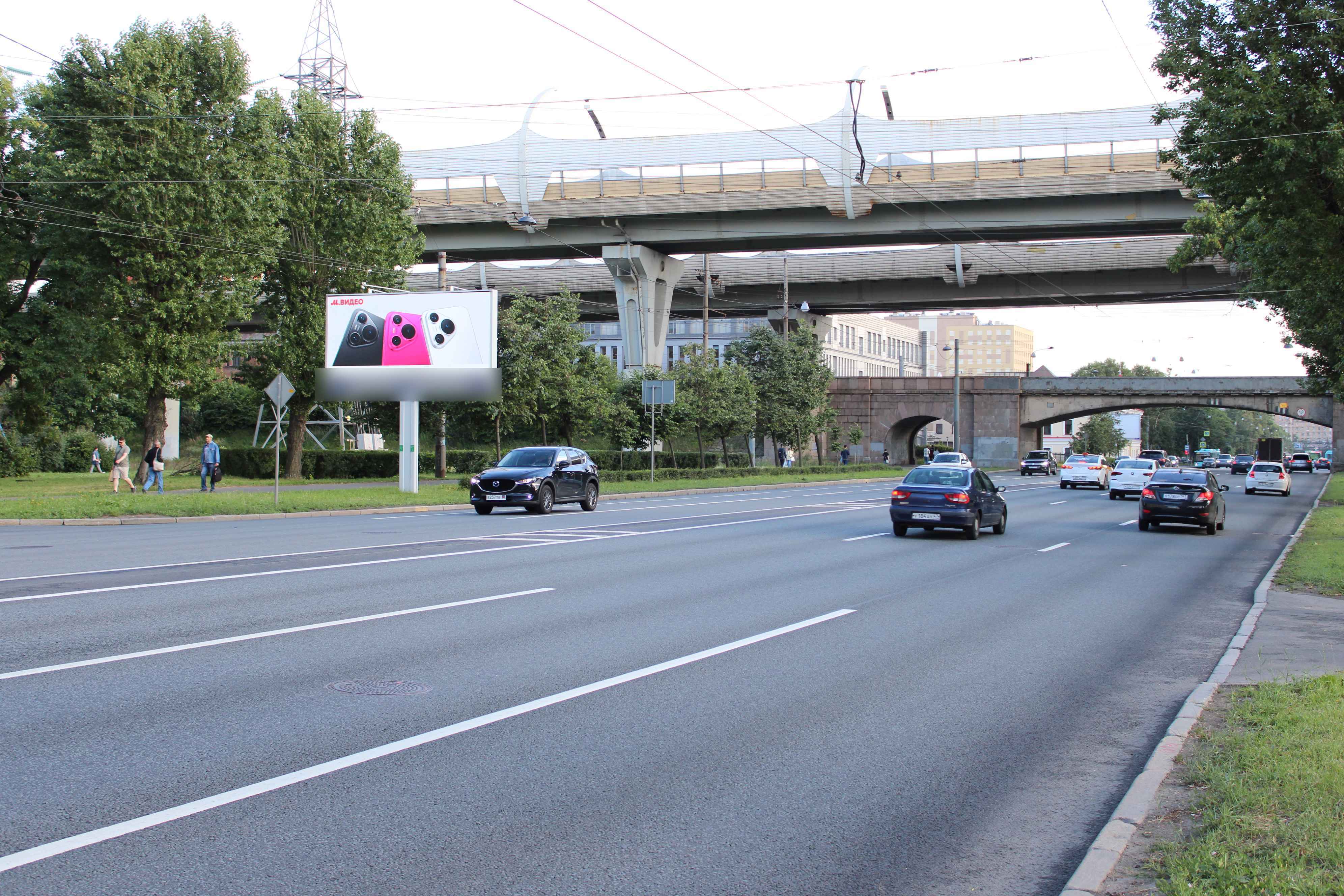 Фотография рекламного носителя, тип: Билборд 3x6, адрес: Стачек пр-т., д.45 Х Корнеева ул., Санкт-Петербург, Россия. Сторона Б1 №121181