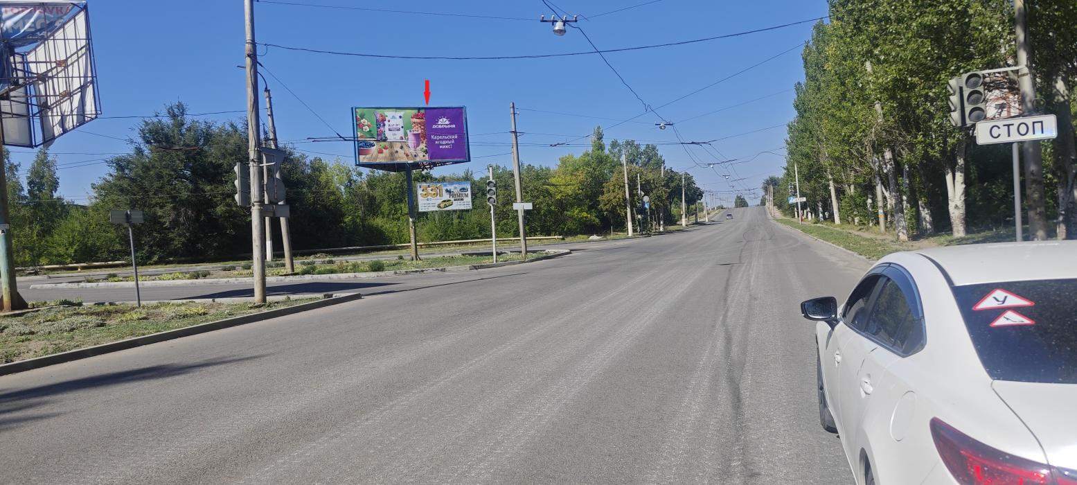 Фотография рекламного носителя, тип: Билборд 3x6, адрес: Ленина пр-т., д.180 Х Остапенко ул., Горловка, Донецкая область, Россия. Сторона А1 №1326965