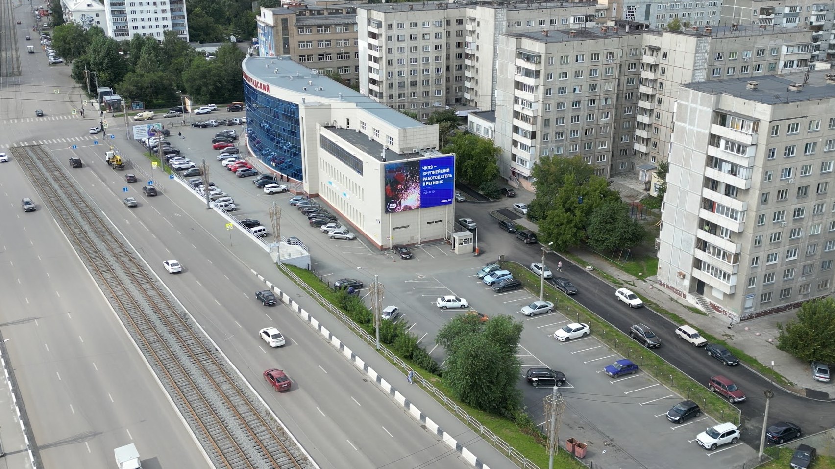 Фотография рекламного носителя, тип: Медиафасад, адрес: Победы пр-т., д.158, Челябинск, Челябинская область, Россия. Сторона A1-A10 №1078830