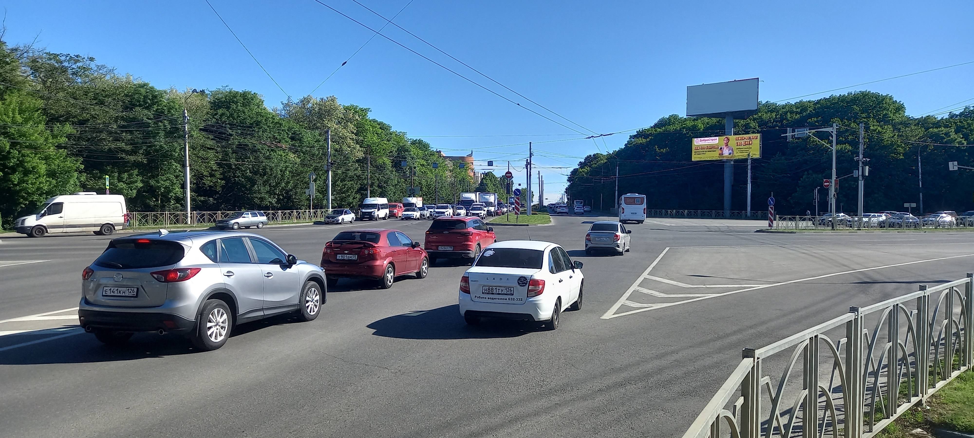 Фотография рекламного носителя, тип: Суперсайт 4x12, адрес: Доваторцев ул. Х Лермонтова ул., Ставрополь, Ставропольский край, Россия. Сторона А1 №157255