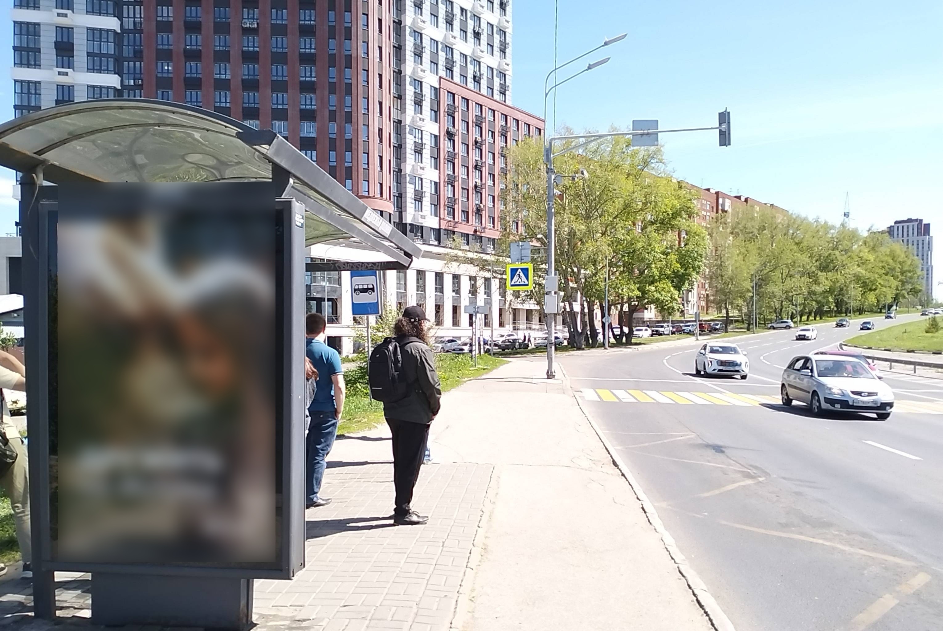 Фотография рекламного носителя, тип: Остановка 1.8x1.2, адрес: Родионова ул., ост. Медвежья долина, Нижний Новгород, Нижегородская область, Россия. Сторона Б №328959