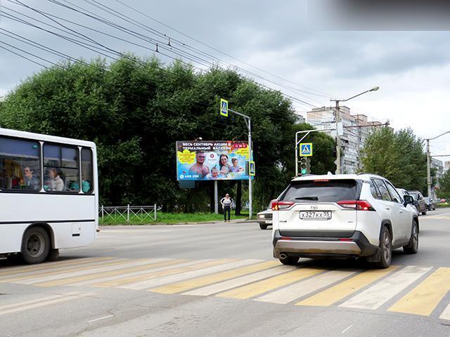 Фотография рекламного носителя, тип: Билборд 3x6, адрес: Кирова ул., д.24а, Омск, Омская область, Россия. Сторона Б №616964