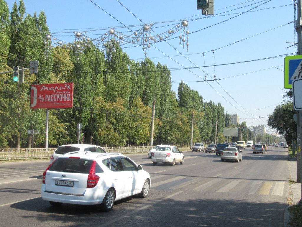 Фотография рекламного носителя, тип: Билборд 3x6, адрес: Ворошилова ул. Х Матросова ул. Х Кривошеина ул., Воронеж, Воронежская область, Россия. Сторона Б №111840
