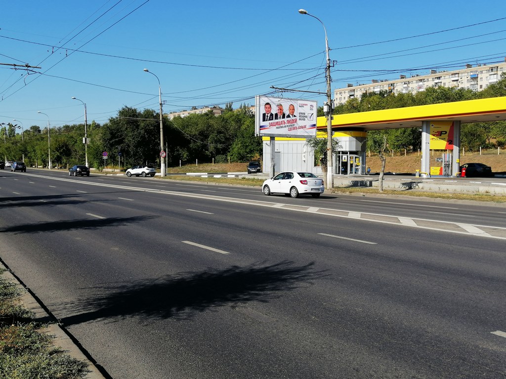 Фотография рекламного носителя, тип: Билборд 3x6, адрес: В.И.Ленина пр-т., Автосалон АГАТ "CHERY", Волгоград, Волгоградская область, Россия. Сторона A №83105