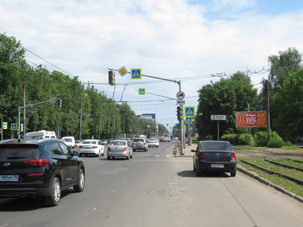 Фотография рекламного носителя, тип: Билборд 3x6, адрес: Октября пр-т., д.57, Ярославль, Ярославская область, Россия. Сторона A1-A3 №207093