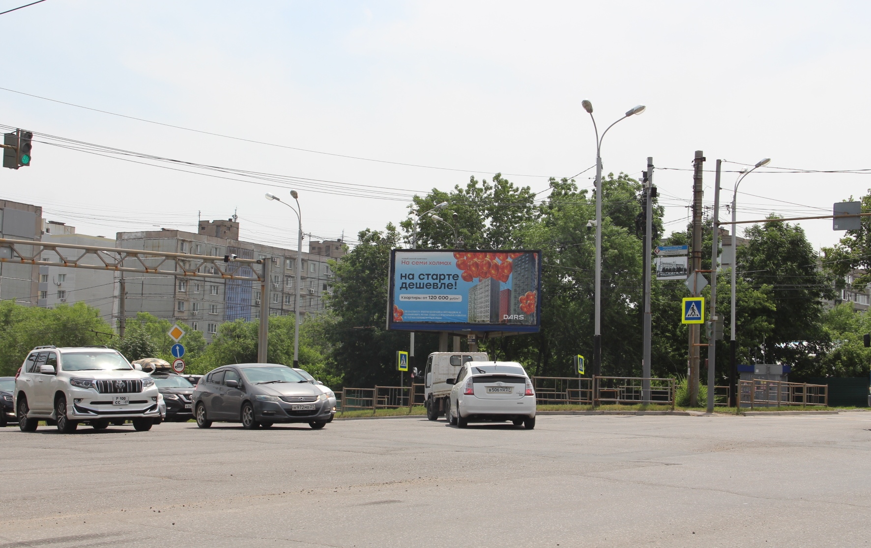 Фотография рекламного носителя, тип: Билборд 3x6, адрес: Большая ул. Х Воронежская ул., д.51, Хабаровск, Хабаровский край, Россия. Сторона A1-А10 №481928