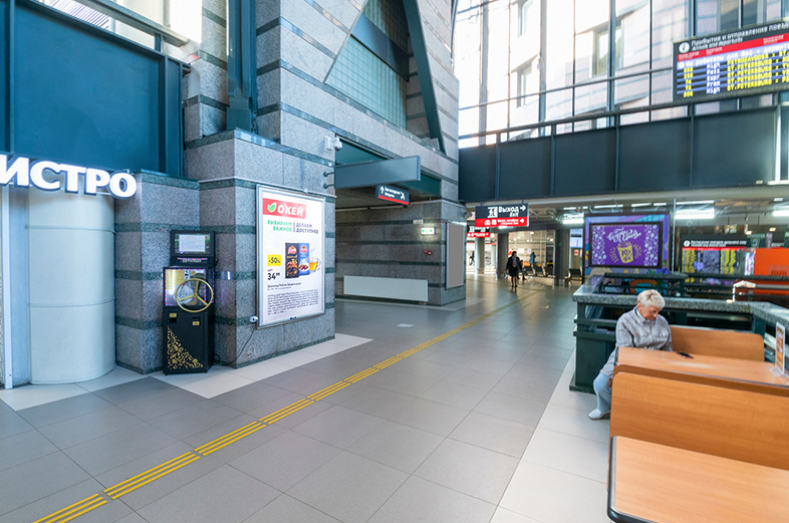 Фотография рекламного носителя, тип: Постер/баннер, адрес: ЖД вокзал «Ладожский», Заневский пр-т., д.73, Санкт-Петербург, Россия. Сторона/вариант А №991148