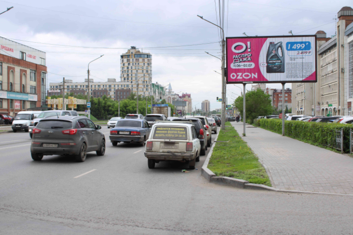 Фотография рекламного носителя, тип: Билборд 3x6, адрес: Маршала Жукова ул., д.72/1, Омск, Омская область, Россия. Сторона А1 №420302