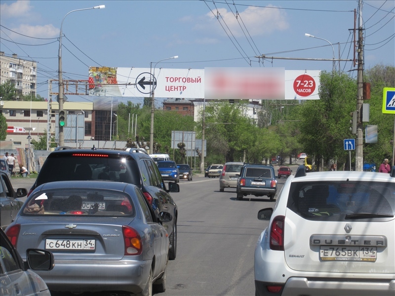 Фотография рекламного носителя, тип: Арка, адрес: Маршала Еременко ул. Х Пельше ул., Волгоград, Волгоградская область, Россия. Сторона А2 №111589