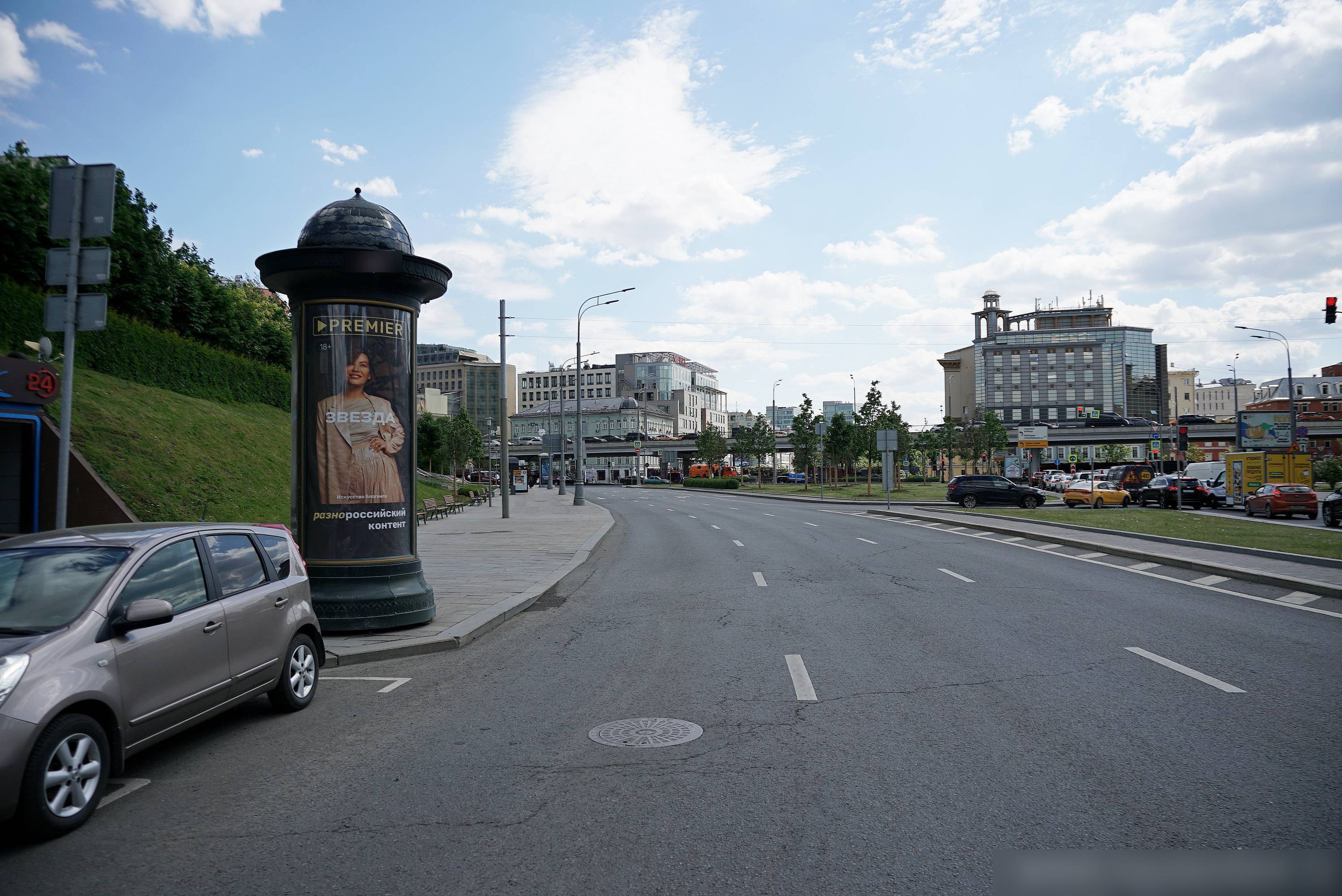 Фотография рекламного носителя, тип: Пиллар 3x1.4, адрес: Олимпийский пр-т., д.150, Москва, Россия. Сторона Б №262344