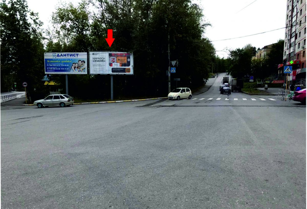 Фотография рекламного носителя, тип: Билборд 3x6, адрес: Мира пр-т. Х Горького ул., Златоуст, Челябинская область, Россия. Сторона A1-А3 №200607