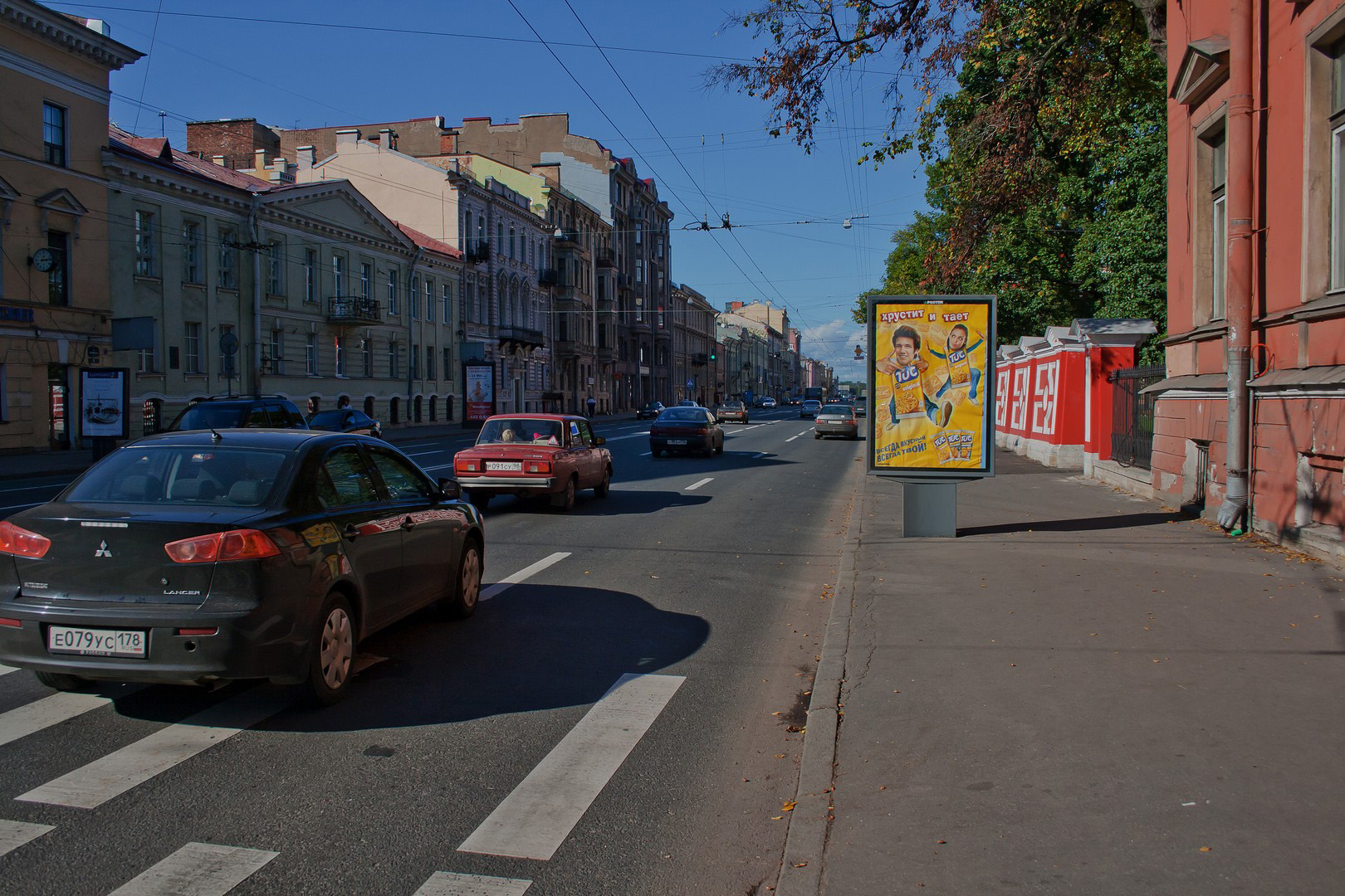 Фотография рекламного носителя, тип: Ситиформат 1.8x1.2, адрес: Съездовская линия В.О., д.3, Санкт-Петербург, Россия. Сторона A №108297