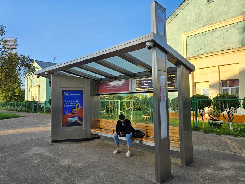 Фотография рекламного носителя, тип: Остановка, адрес: Бусыгина пр-т., ост. Героя Васильева ул., поз.1, Нижний Новгород, Нижегородская область, Россия. Сторона A1-А10 №872012