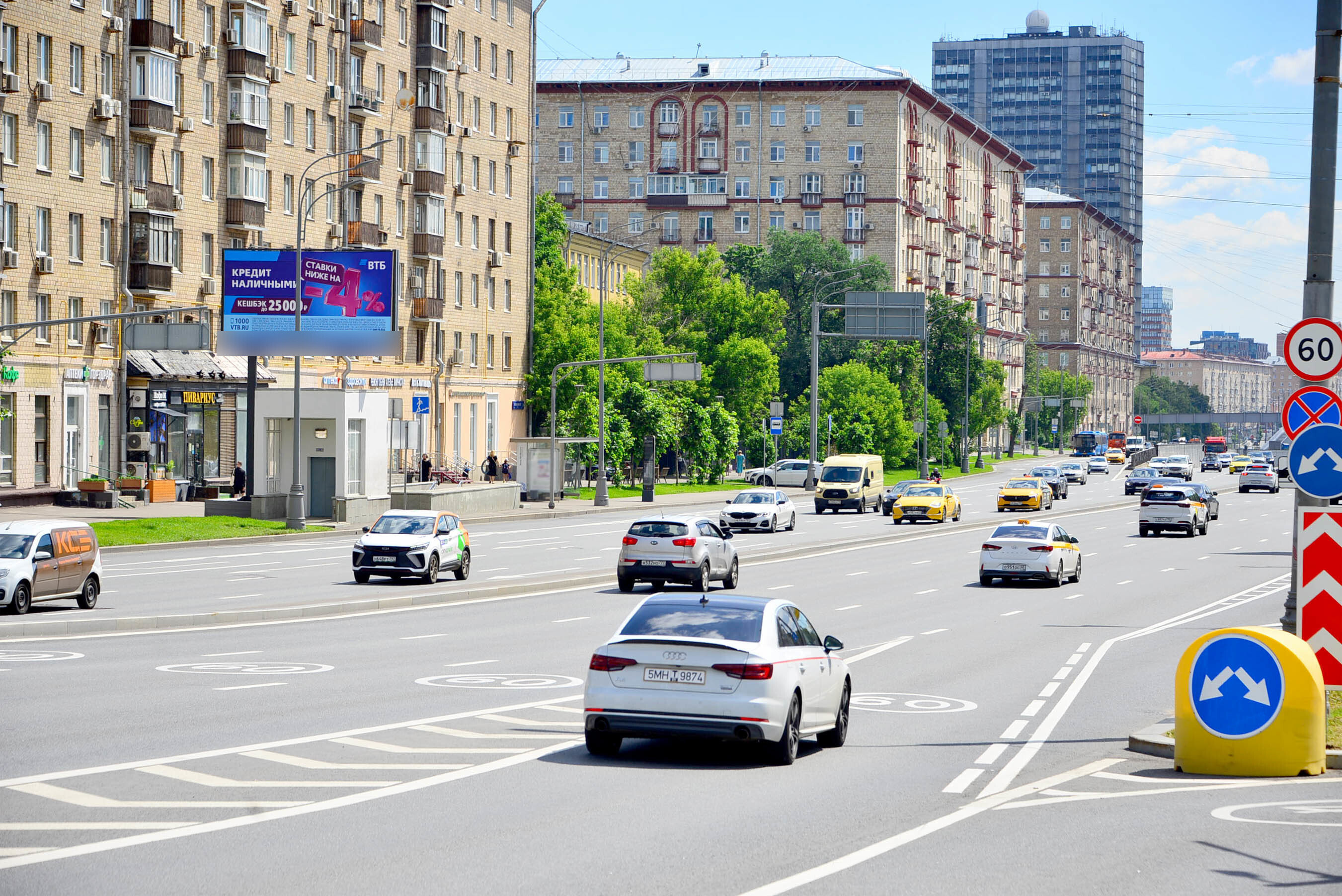 Фотография рекламного носителя, тип: Билборд 3x6, адрес: Волоколамское ш., д.14, Москва, Россия. Сторона Б №15828
