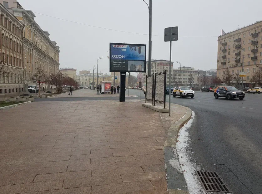 Фотография рекламного носителя, тип: Афиша 1.75x1.8, адрес: Смоленский б-р., д.6/8, стенд 2, Москва, Россия. Сторона B №618504